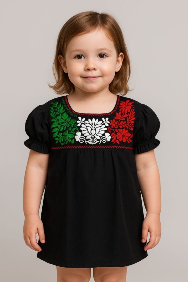 Blusa Bordada Tricolor de Niña
